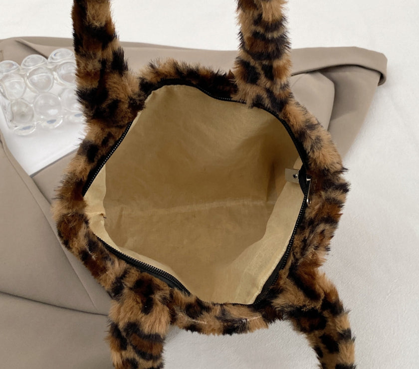 Leopard Fluff Handbag with Zip