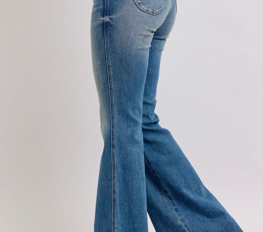 06e4f887-b682-4776-9b0c-dbed7876ef14-Max