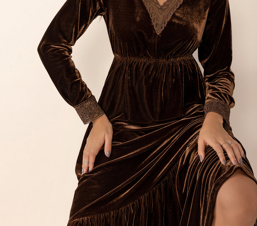 Lace Detail V-Neck Long Sleeve Maxi Dress