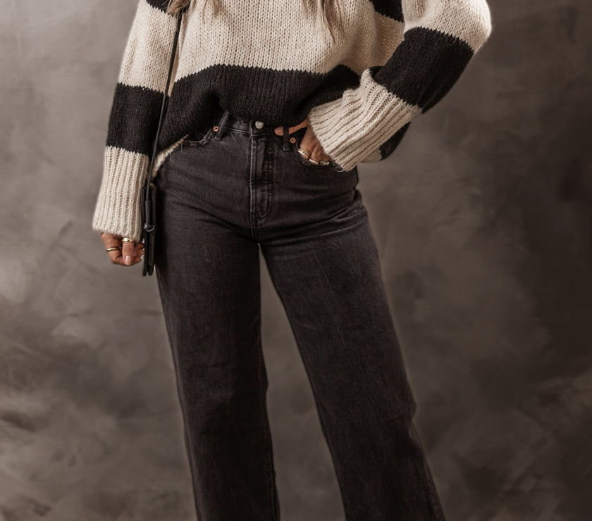 Color Block Round Neck Sweater