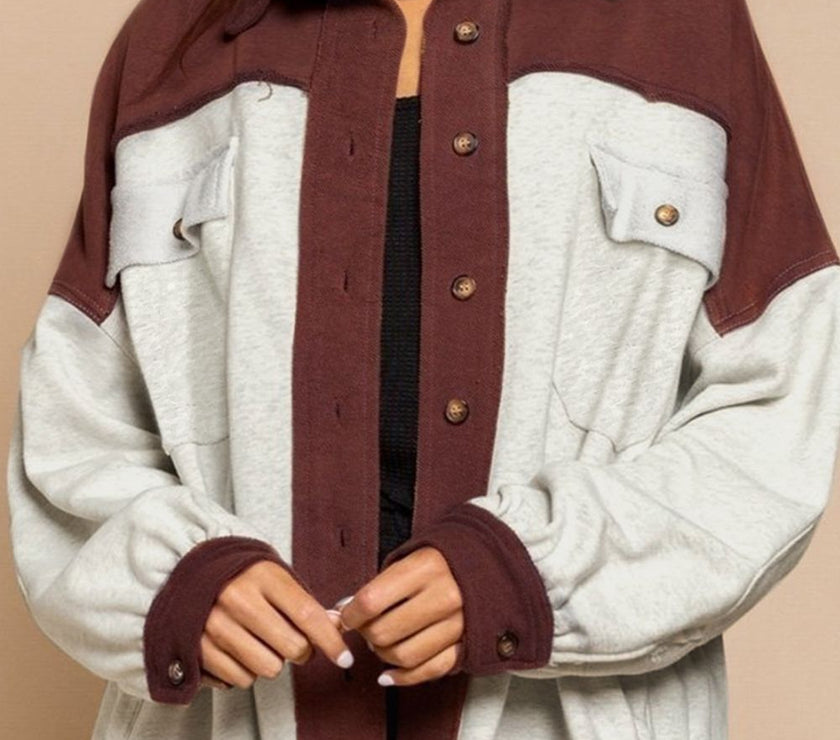 Pocketed Contrast Collared Neck Jacket