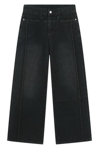 17e99af9-5345-45bf-b3aa-82e8148cc190-Max