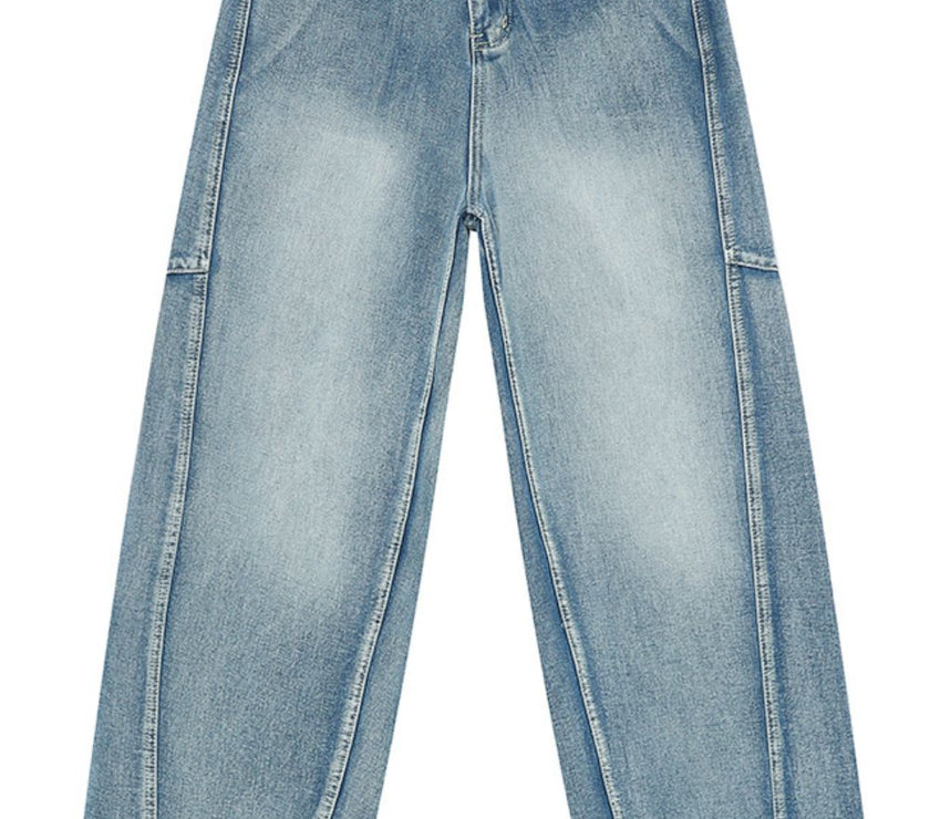 19e17de3-159c-4238-ba58-b08196ca3d35-Max