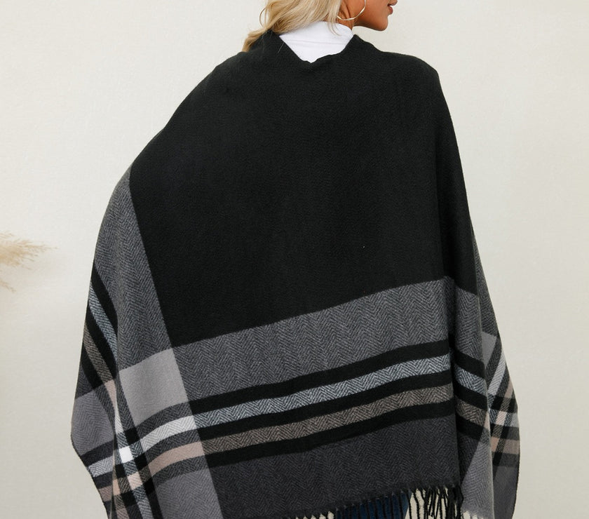 Fringe Contrast Plaid Poncho