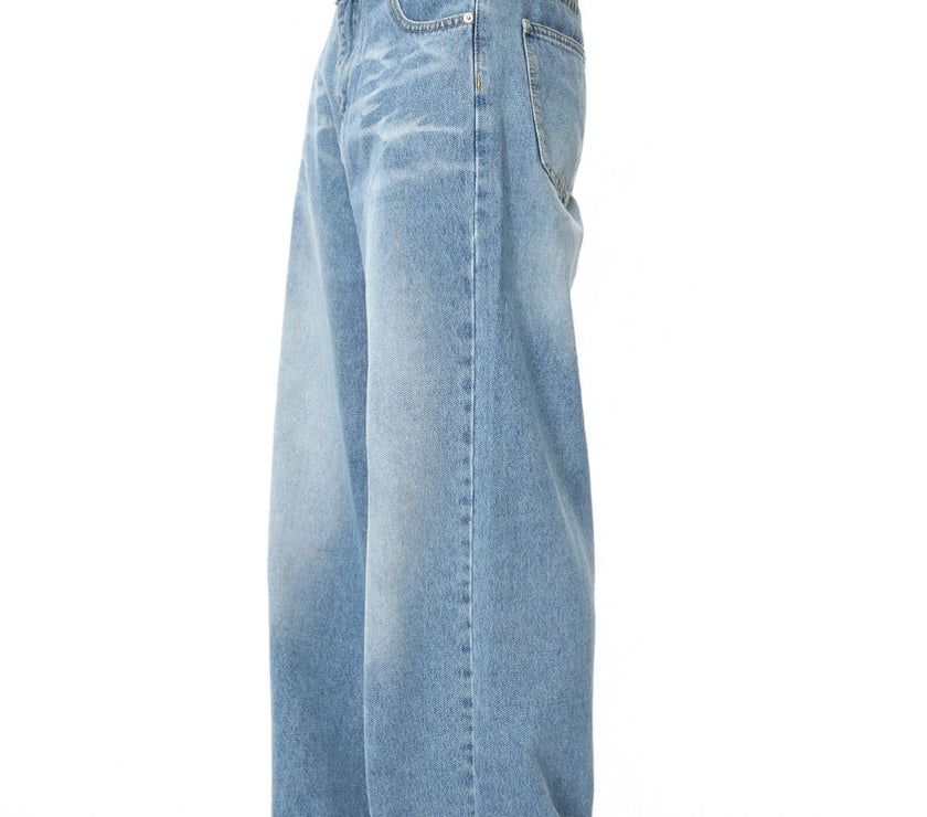 211c5564-5914-404f-8ec9-63fd0b67df4e-Max