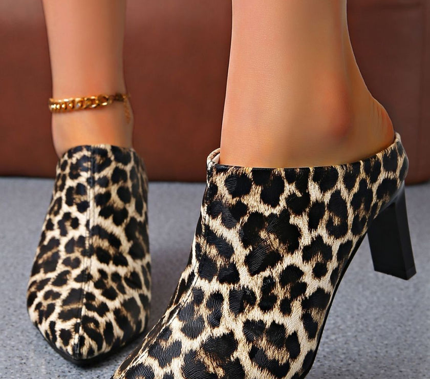 PU Leather Leopard Point Toe Pumps