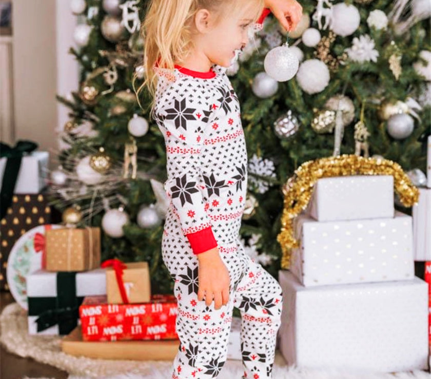 Snowflake Pattern Top and Pants Set