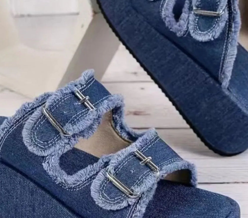 2c8892a9-61ba-4a9f-ab90-6d050a8728f7-Max