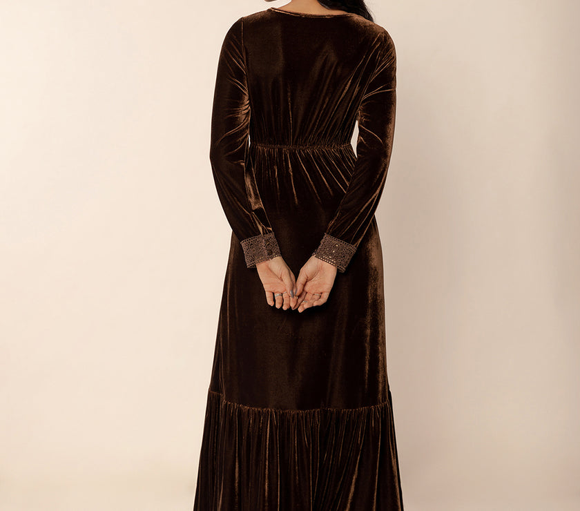 Lace Detail V-Neck Long Sleeve Maxi Dress