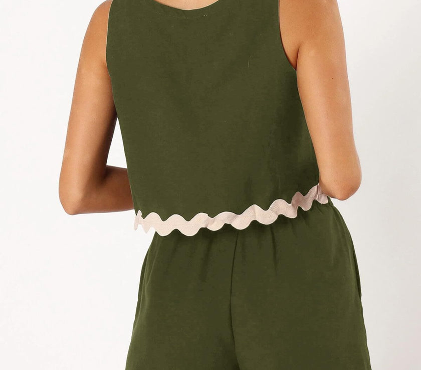 Contrast Trim Round Neck Top and Shorts Set