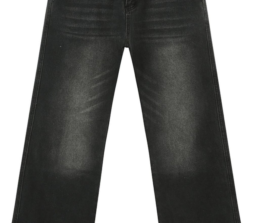 33c45ad9-4ff0-4731-aaab-88751a550195-Max