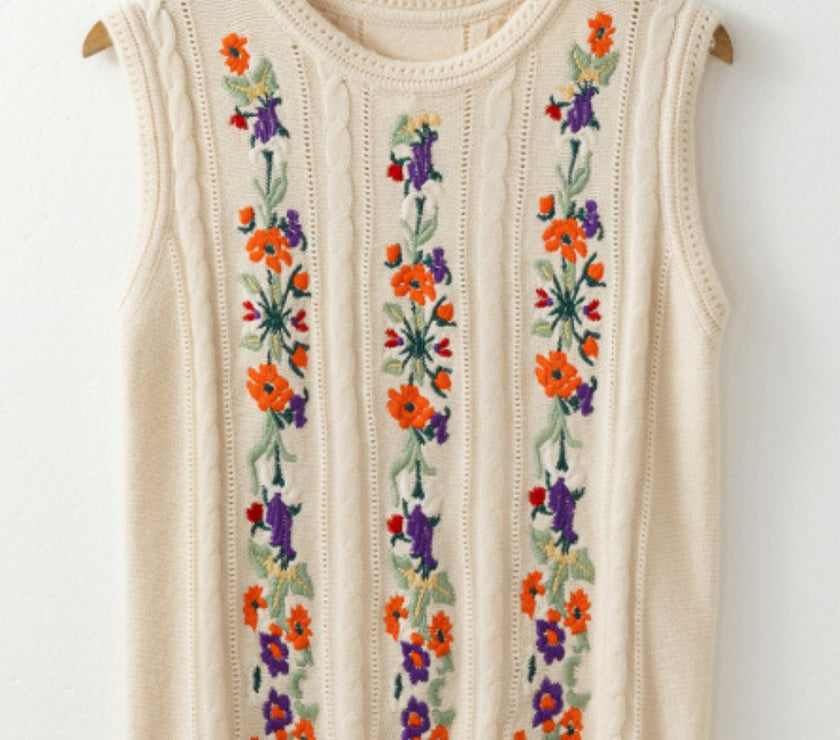 Embroidered Cable-Knit Round Neck Sweater Vest