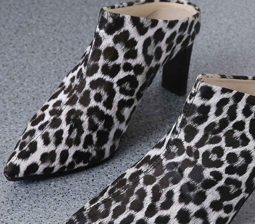 PU Leather Leopard Point Toe Pumps