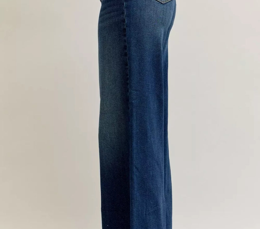 41b75fd52bf94f6288be44e4f6ffbcc6-Max-Origin