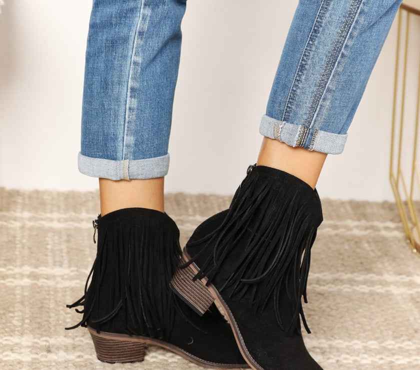 44a6eb8ecd6945d486314b458b6c1b28-Max