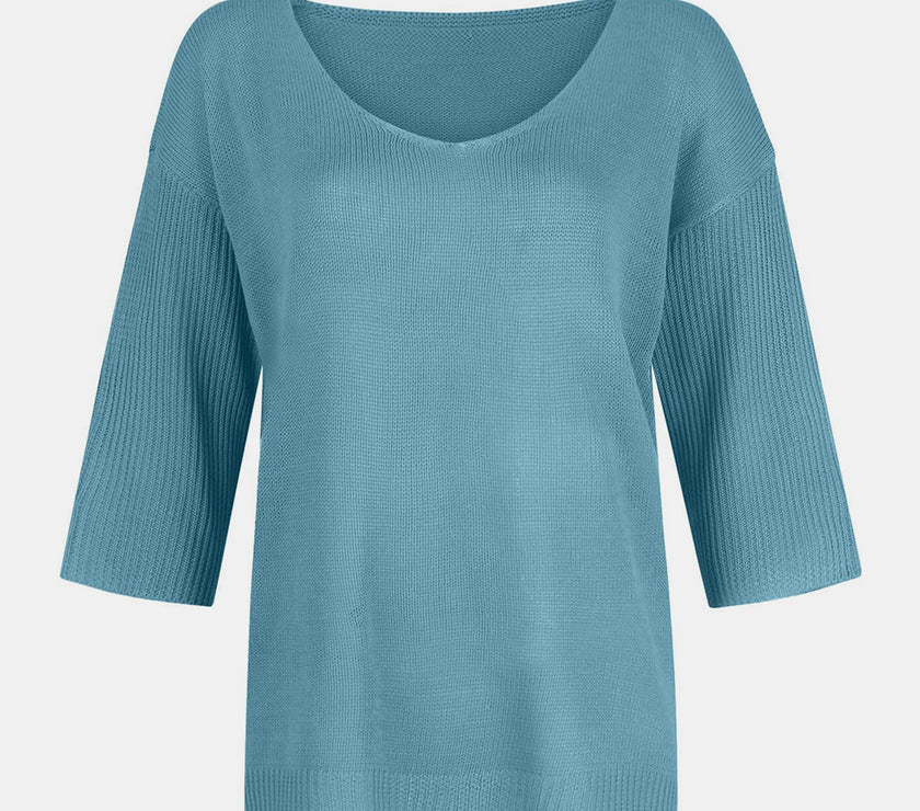 V-Neck Three-Quarter Sleeve Knit Top