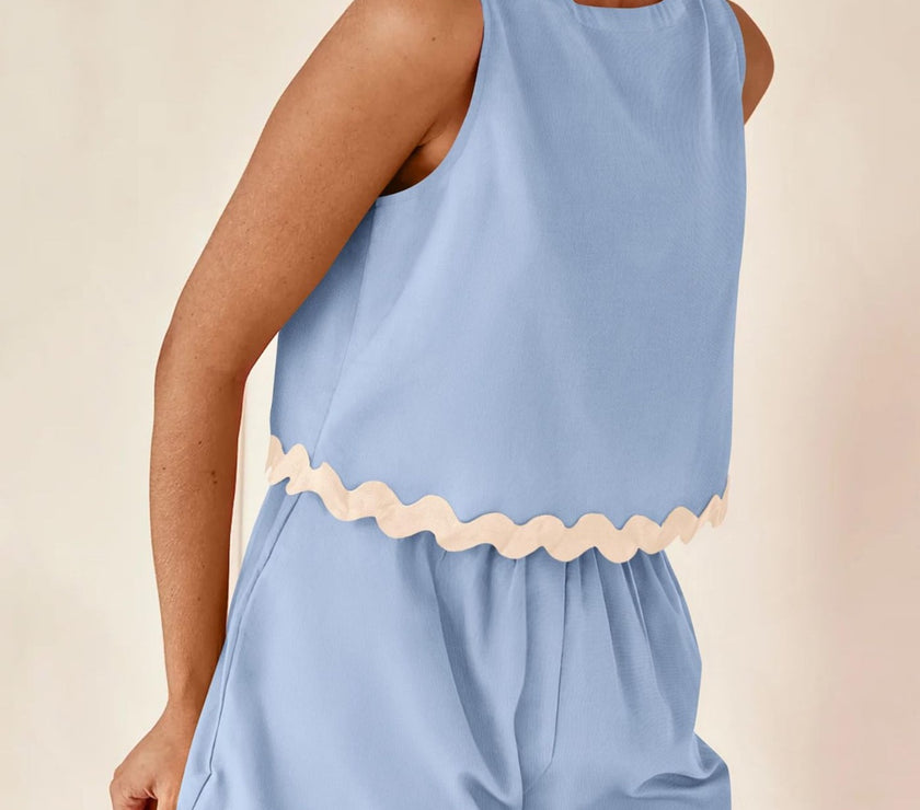 Contrast Trim Round Neck Top and Shorts Set