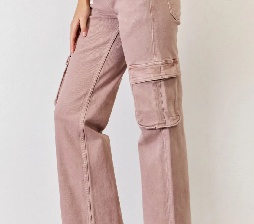 4cf58674-433b-49a3-a1d4-672704d5655e-Max