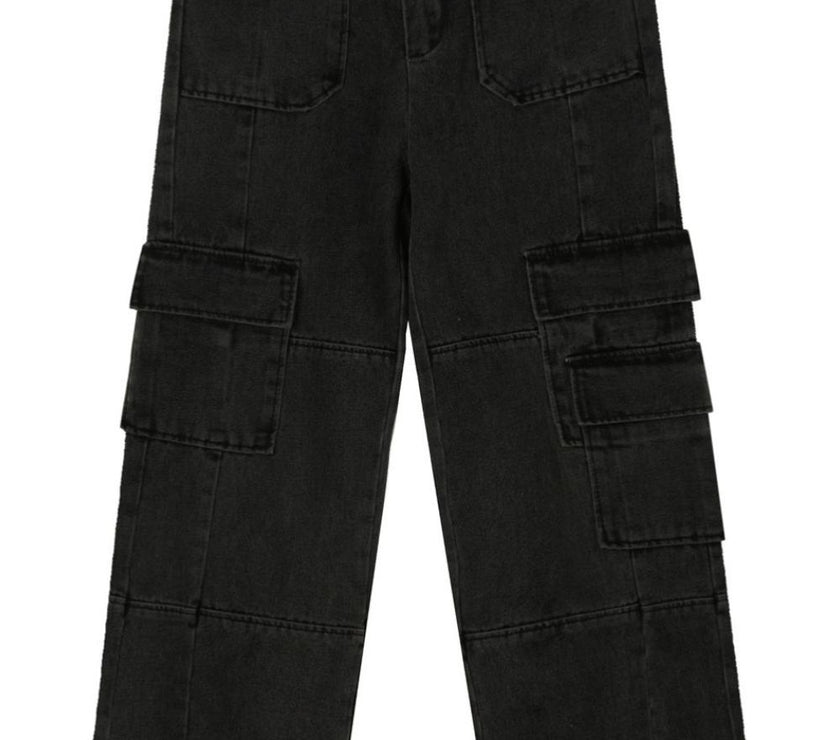 4ec0816a-238a-47fe-a26b-9b6c2c0dc7c9-Max