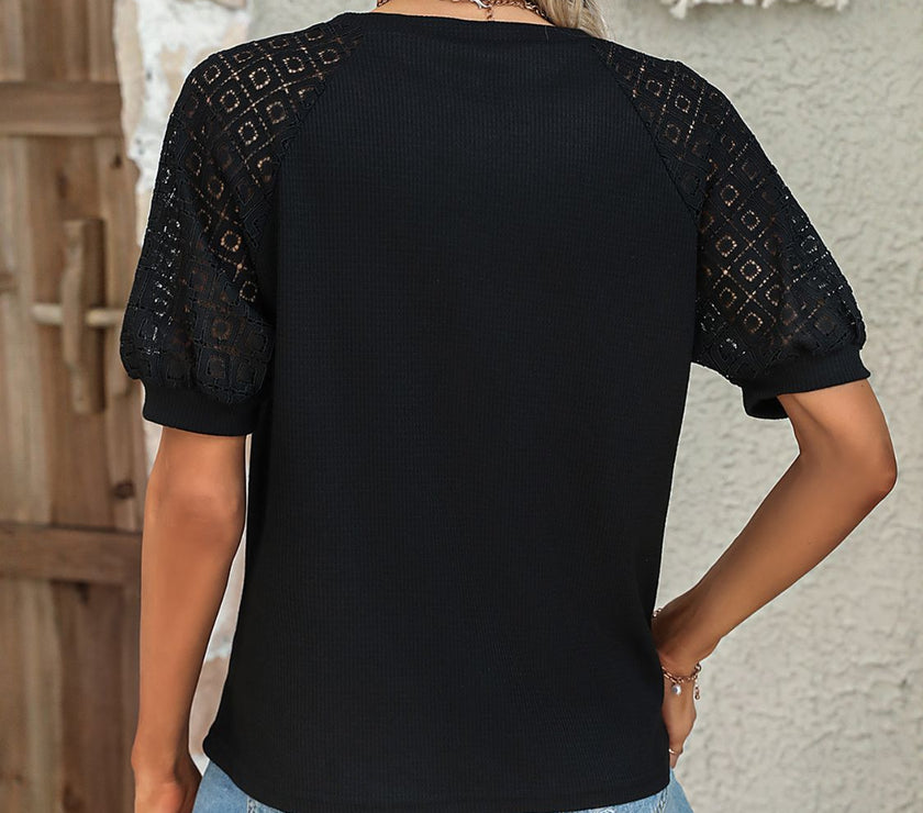 Round Neck Lace Patchwork Half Sleeve T-Shirt