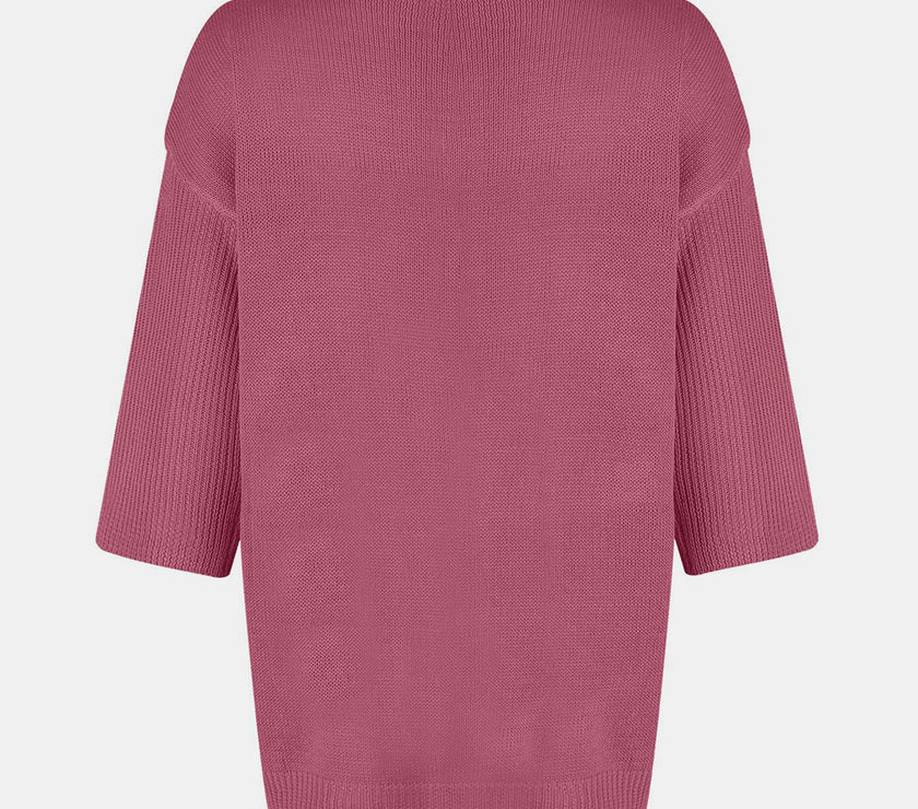 V-Neck Three-Quarter Sleeve Knit Top