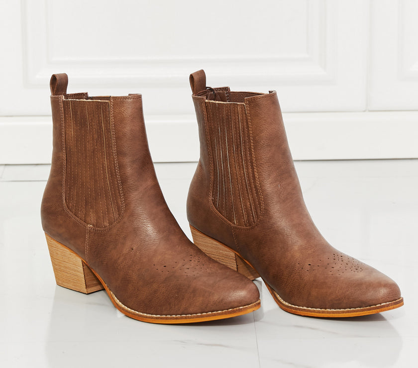 5d6ae99a0b454ba1abd59d48800a33c6-Max