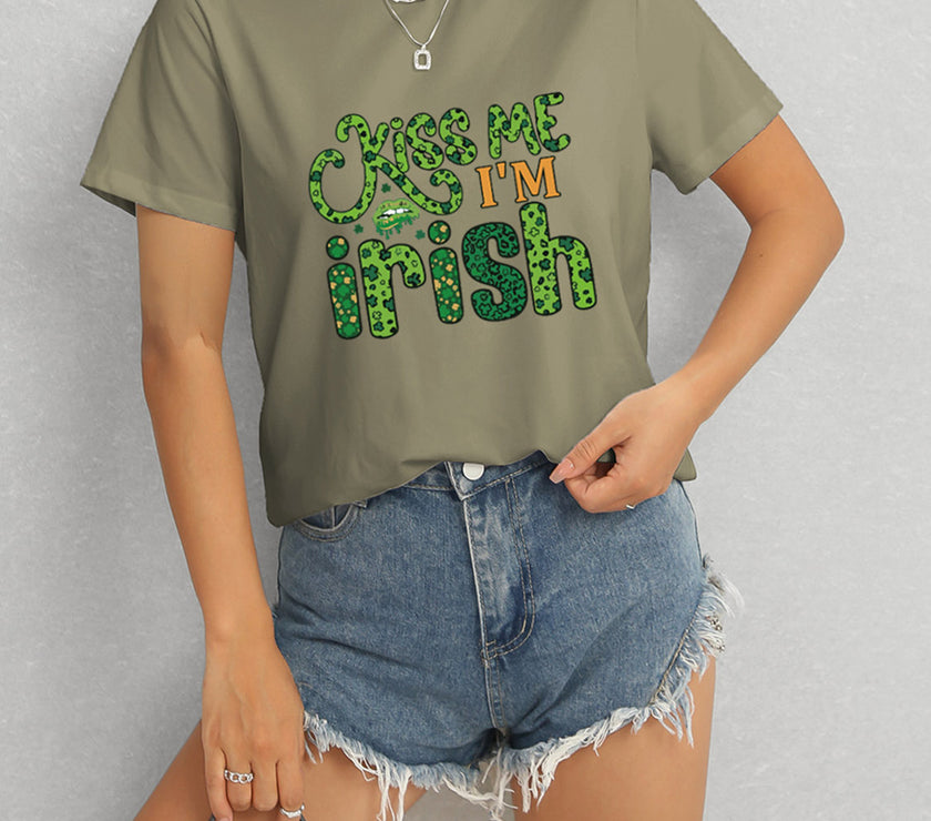 KISS ME I'M IRISH Round Neck T-Shirt