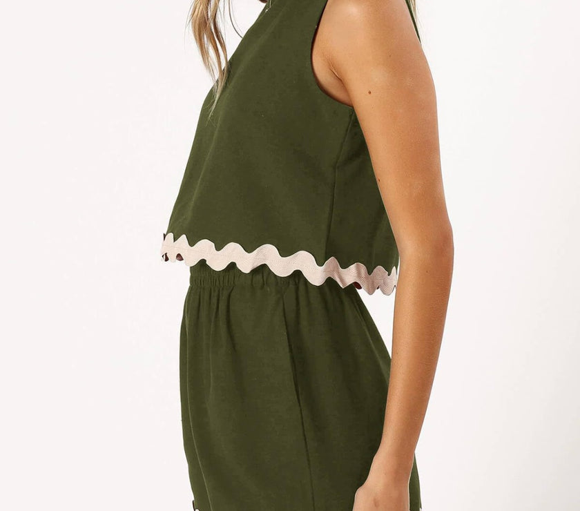 Contrast Trim Round Neck Top and Shorts Set