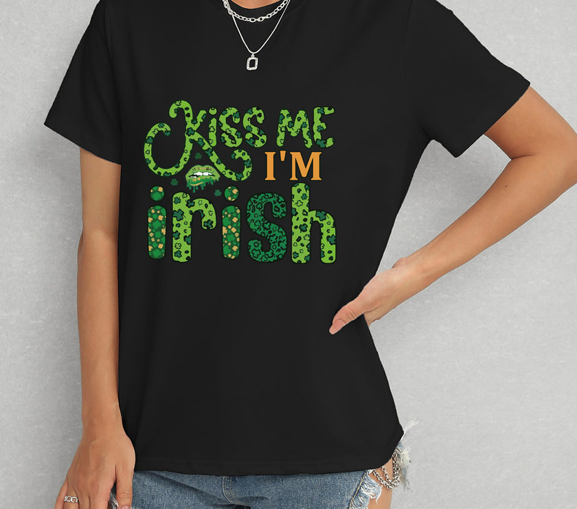 KISS ME I'M IRISH Round Neck T-Shirt