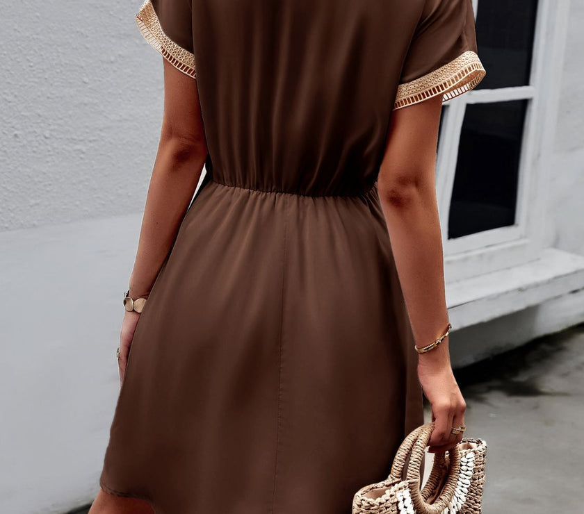 Devine Contrast Trim V-Neck Short Sleeve Mini Dress