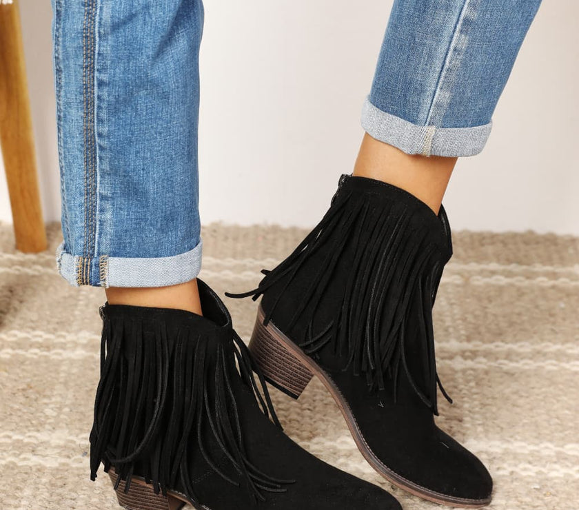 6e84be28d145427a9fffa4f8383de252-Max