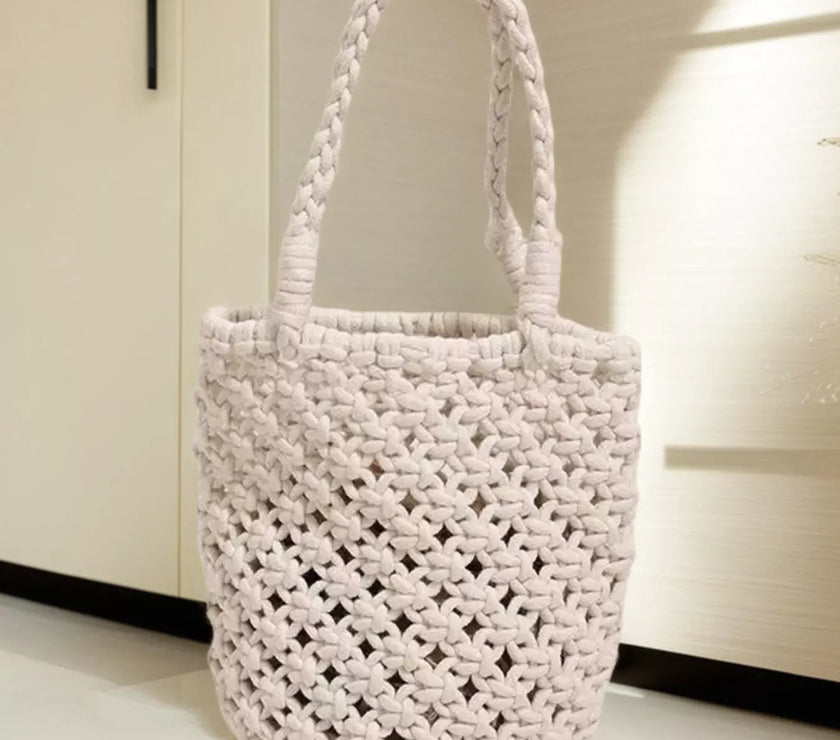 76d50a27ea264e1e814ebdbc2936c395-Max-Origin