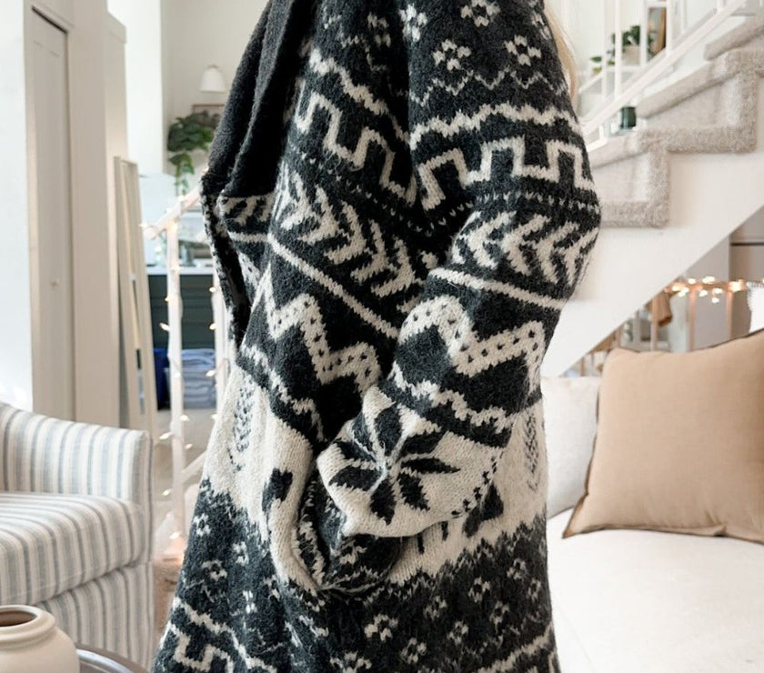 Snowflakes Collared Neck Long Sleeve Cardigan