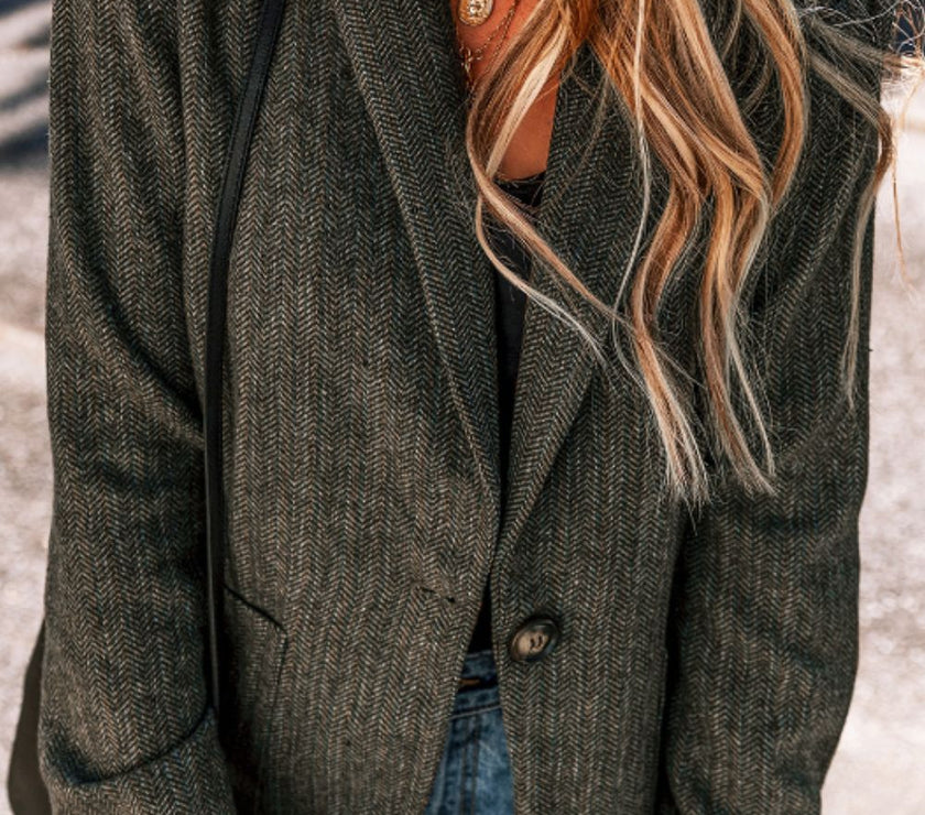 Pocketed Buttoned Long Sleeve Blazer