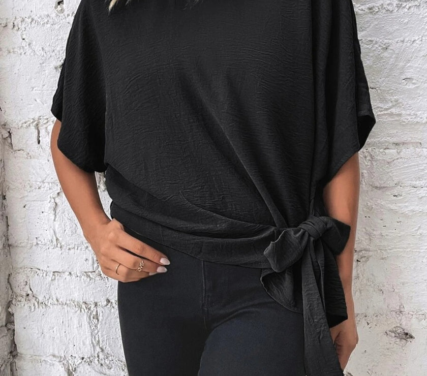 Knotted Round Neck Half Sleeve Blouse
