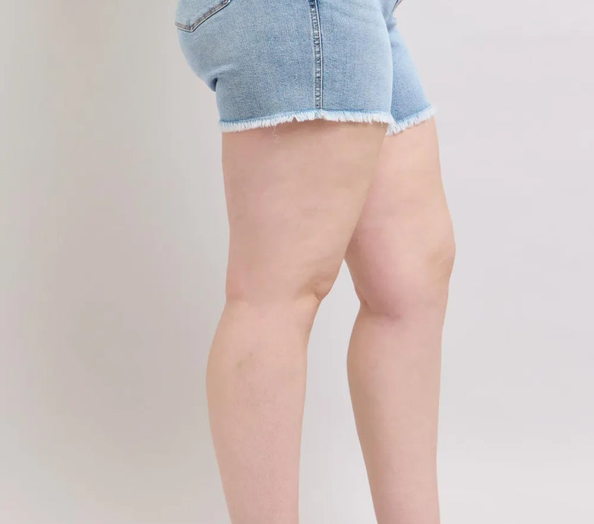 812c3938-a2c2-4567-8233-c000ed782ba8-Max