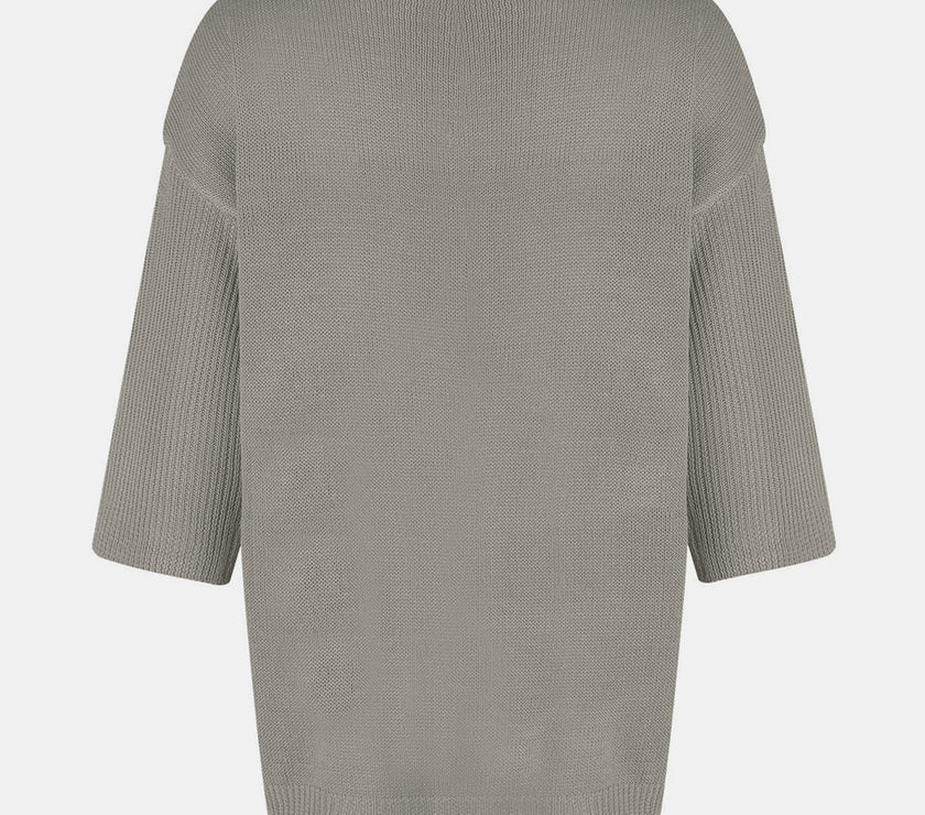 V-Neck Three-Quarter Sleeve Knit Top