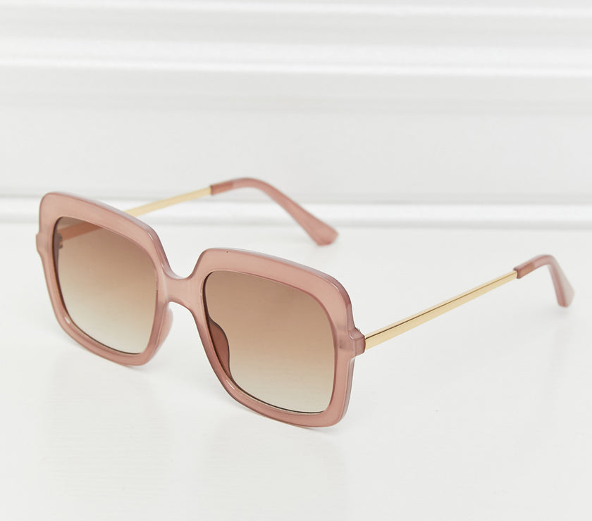 845df35566b44f909b4b94c120aa7ca8-Max