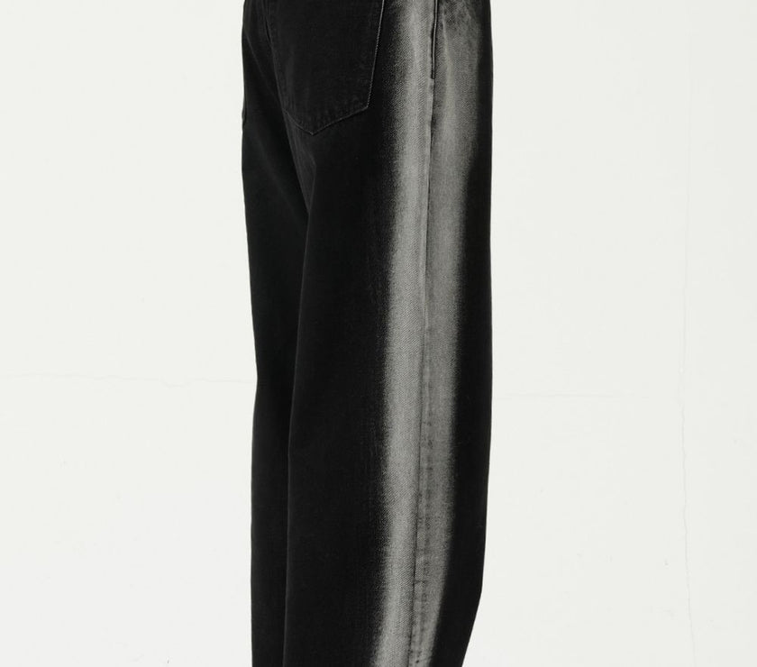 86fdb245-bacf-4402-8168-383a5bb21b0e-Max