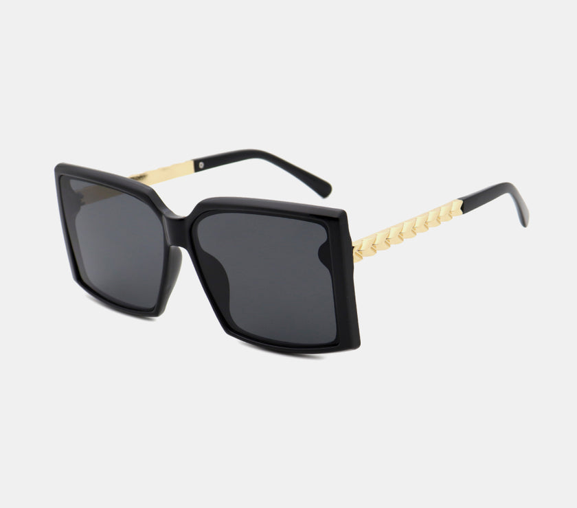 8d1a343e0b19437a89947e051e84c748-Max