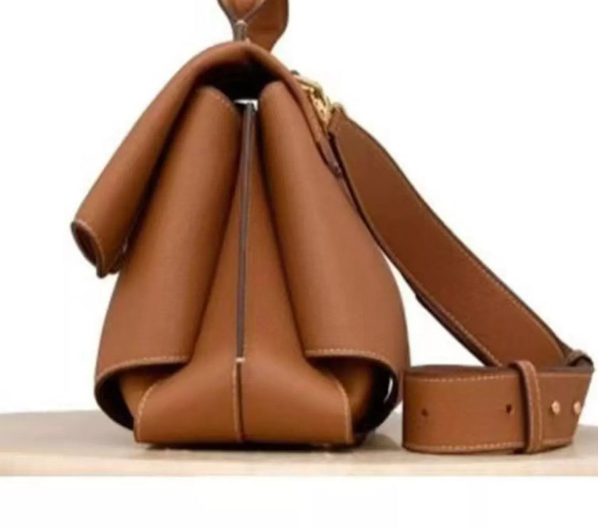 8e61ebfc-727b-4ae5-9afc-56d60af8b382-Max-Origin