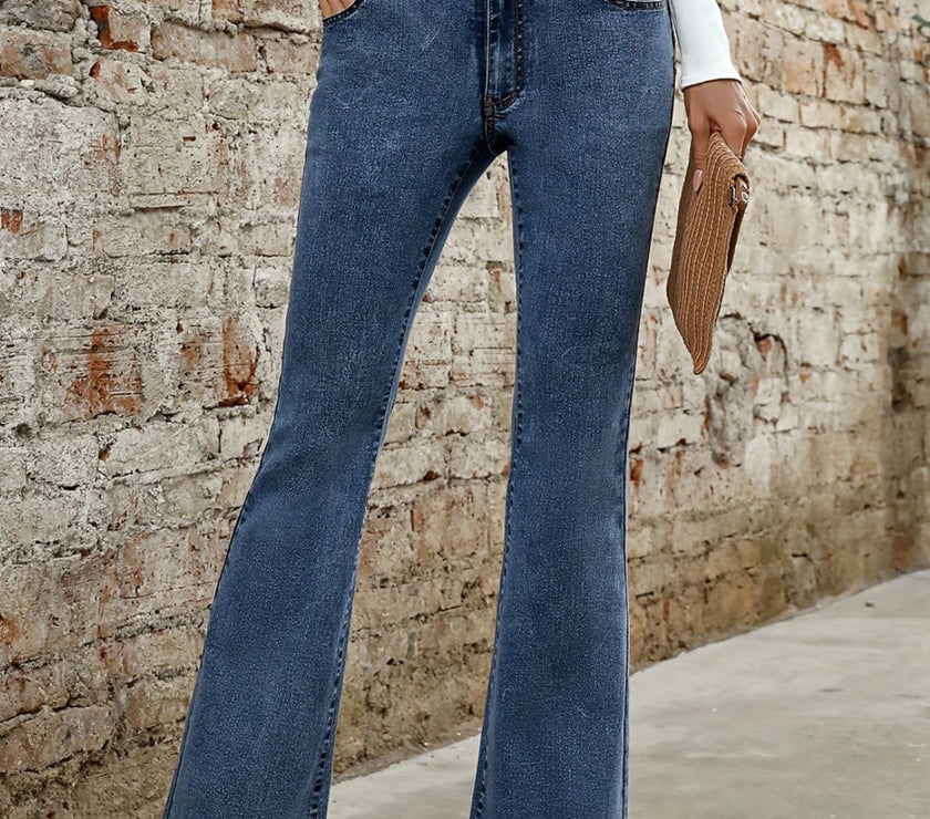 Bootcut Jeans with Pockets