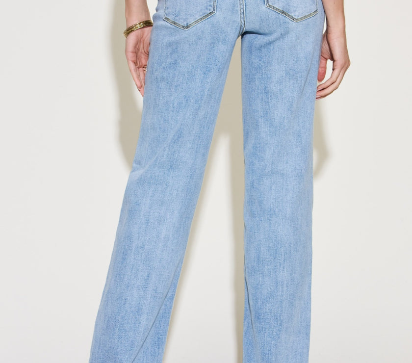 Judy Blue Full Size V Front Waistband Straight Jeans