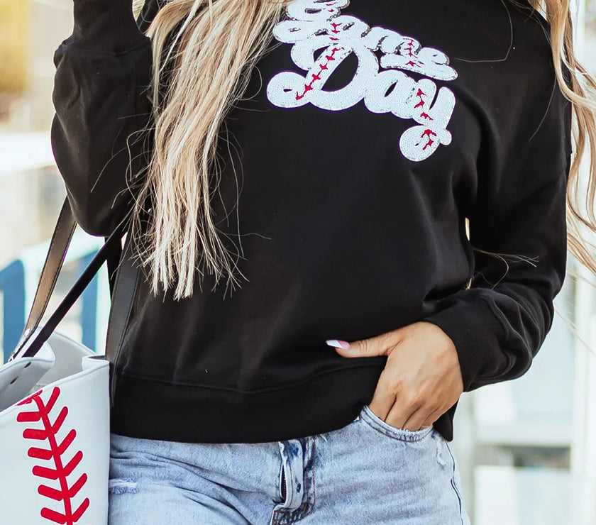 Letter Graphic Round Neck Long Sleeve Sweatshirt
