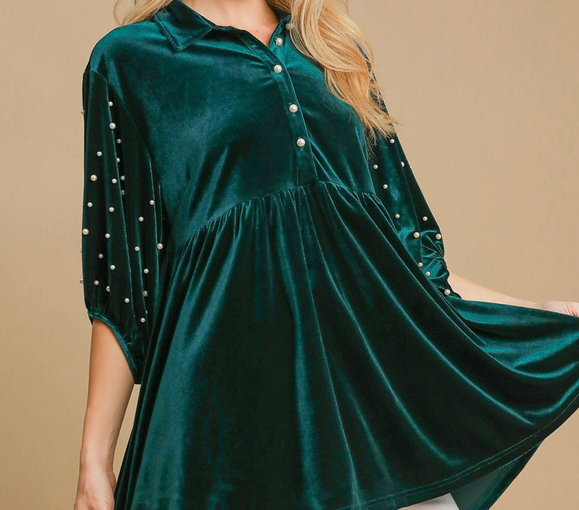 Umgee Pearl Detail Half Sleeve Velvet Babydoll Blouse