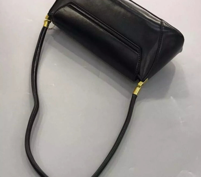 a7b4697b-d0ed-4bfe-bbfe-0ddb9990ea4e-Max-Origin