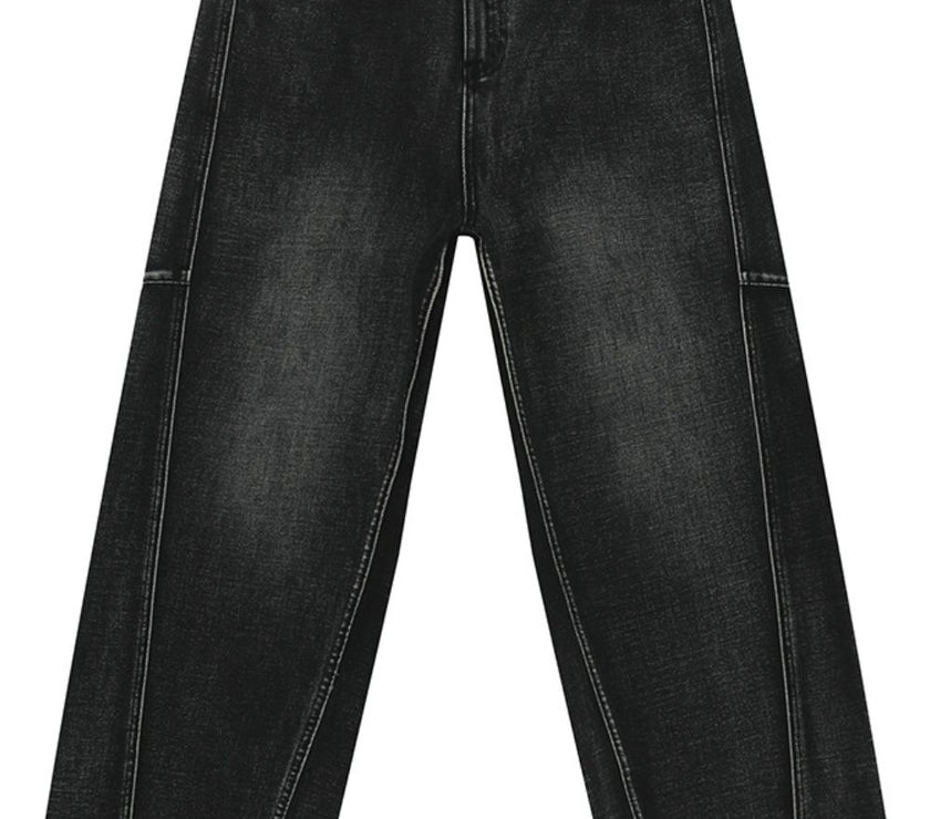 a81879ef-3363-4e76-8e76-fc35676449b5-Max