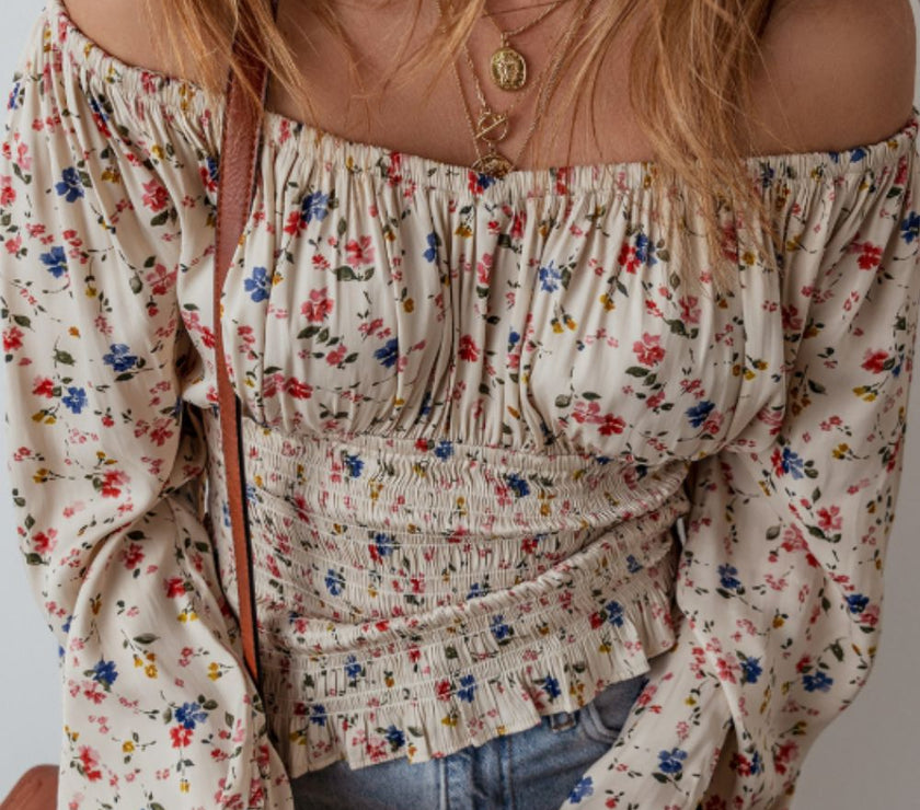 Ruched Printed Scoop Neck Long Sleeve Blouse