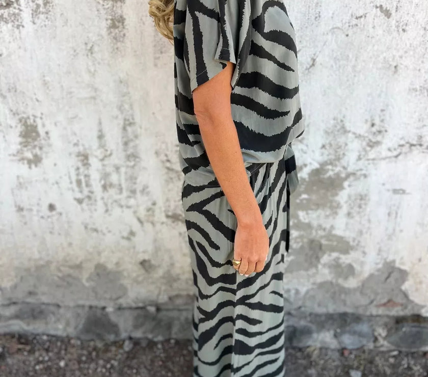 aea8fcd5c5cb453780ccad1c37e6cb36-Max-Origin