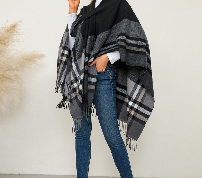 Fringe Contrast Plaid Poncho